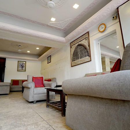 Hotel Royal Ahmedabad Exterior foto